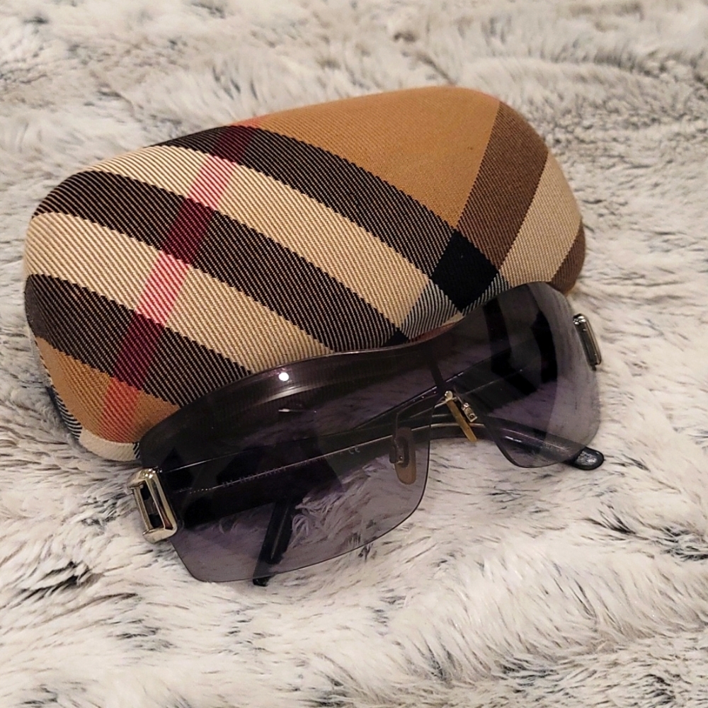 Burberry womens sunglasses